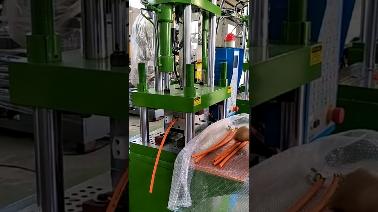 Mesin Injeksi PVC 450ST: Produksi Steker 3 Pin Standar AU Berkualitas Tinggi