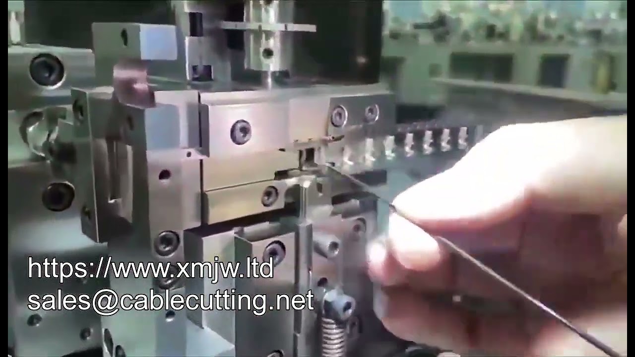Mesin Crimp Konektor Ipex pada Kabel 113: WPM ipex yang Efisien