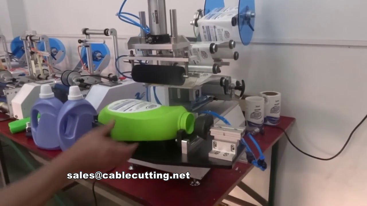 Mesin Label Botol Datar Shampo Pencuci Piring PE Cair – Efisien & Cepat