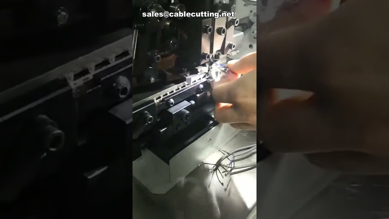 Mesin Crimping Terminal Kawat Otomatis dengan Stripper – Efisien & Presisi Tinggi