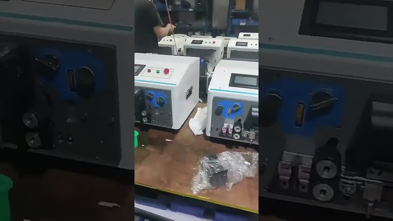 Mesin Kupas Kabel Otomatis Kecepatan Tinggi untuk Kabel Selubung Bulat 10mm² – Kupas Lapisan Dalam & Luar