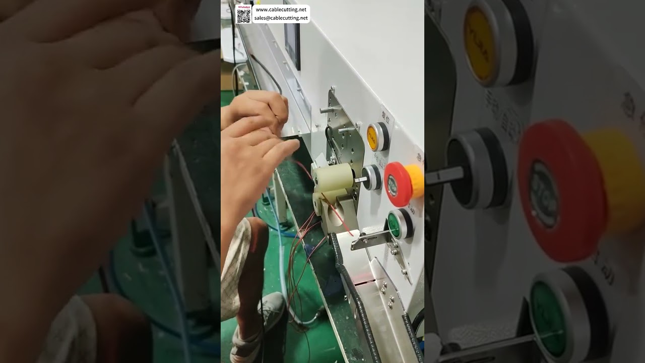 Mesin Pemasangan Tabung Panjang: Solusi Cerdas untuk Masalah Sleeving pada Wiring Harness