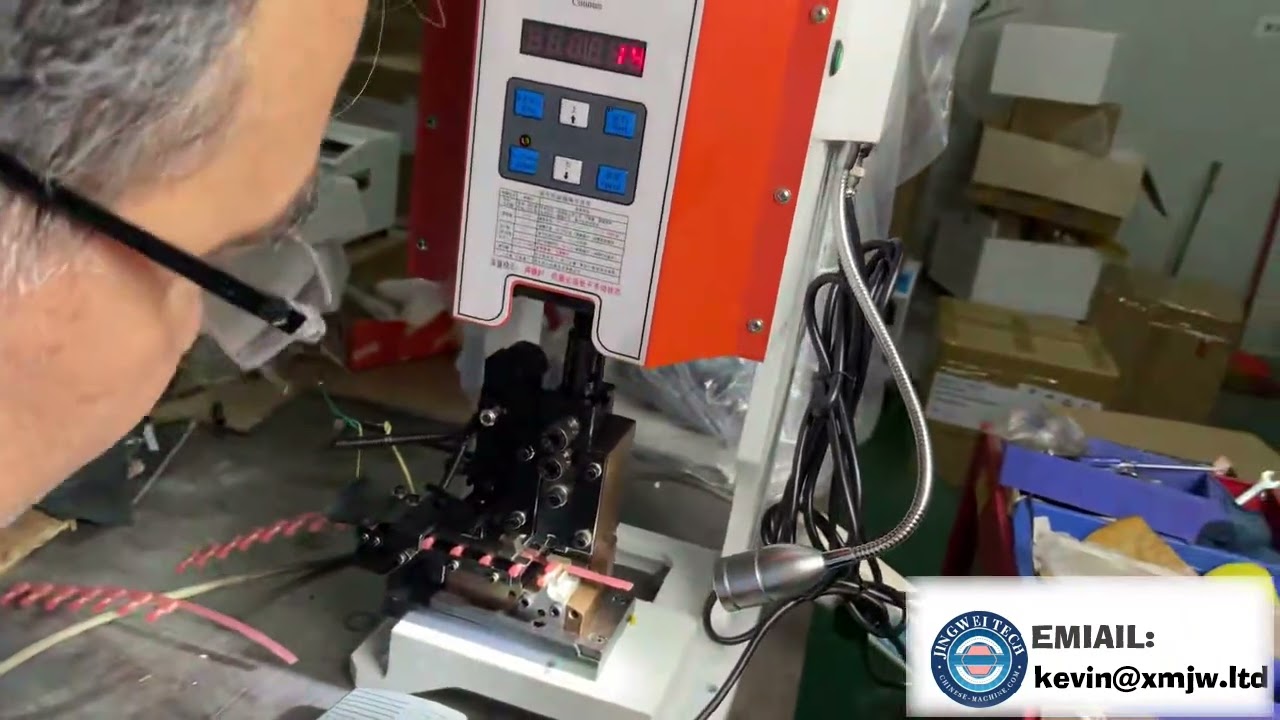 Aplikator Crimping Terminal Berisolasi Mode Kontinu Nilon - Cetakan Mesin Crimp Terminal