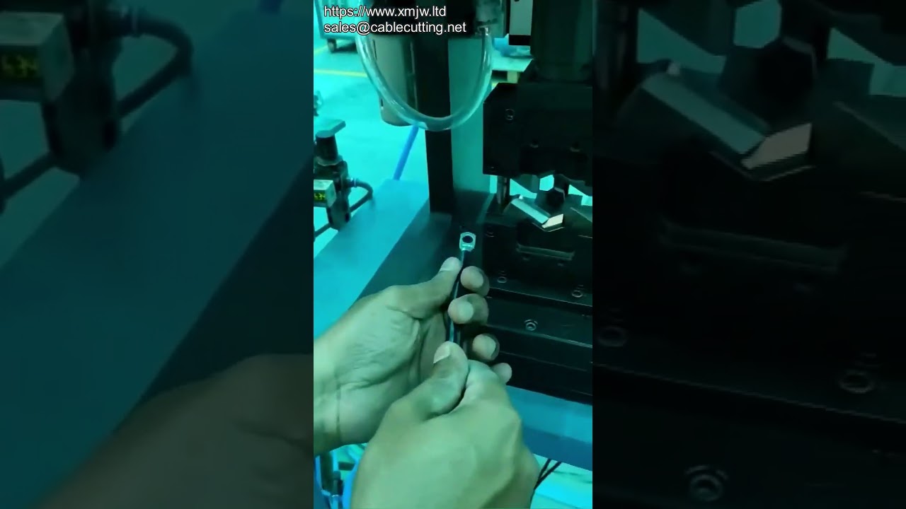Mesin Crimping Terminal Kabel Otomotif Presisi Tinggi untuk Koneksi Andal