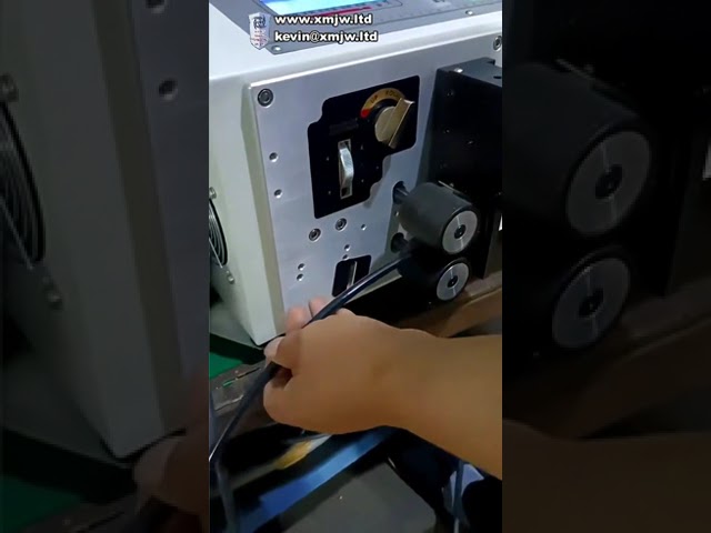 Mesin Pembuat Kabel Data & Kabel Charger HP dari Bahan Baku – Otomatis dan Efisien