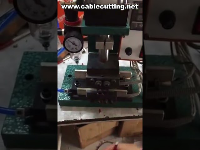 Mesin Pengupas Kabel Vertikal dengan Pemanas Listrik | Alat Stripping Kawat & Kabel Industri