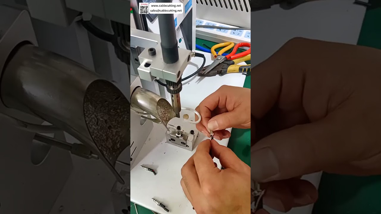 Mesin Solder Steker 3 Pin - Mudah Dioperasikan, Output Cepat untuk Perakitan Kabel