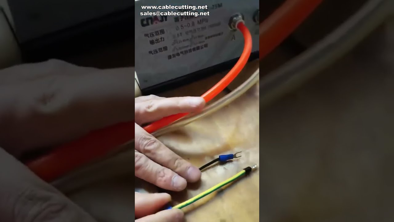 Solusi Crimping Kustom: Satu Die untuk Terminal Tabung & Pre-Insulated #pabrik #mesin